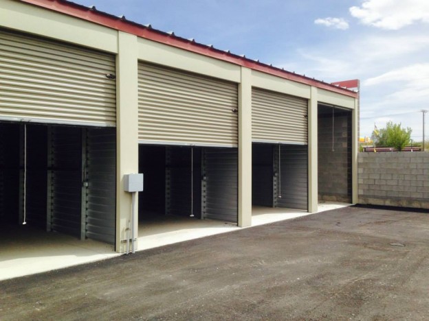 Magna self storage units