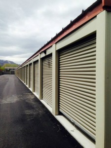 self storage units magna